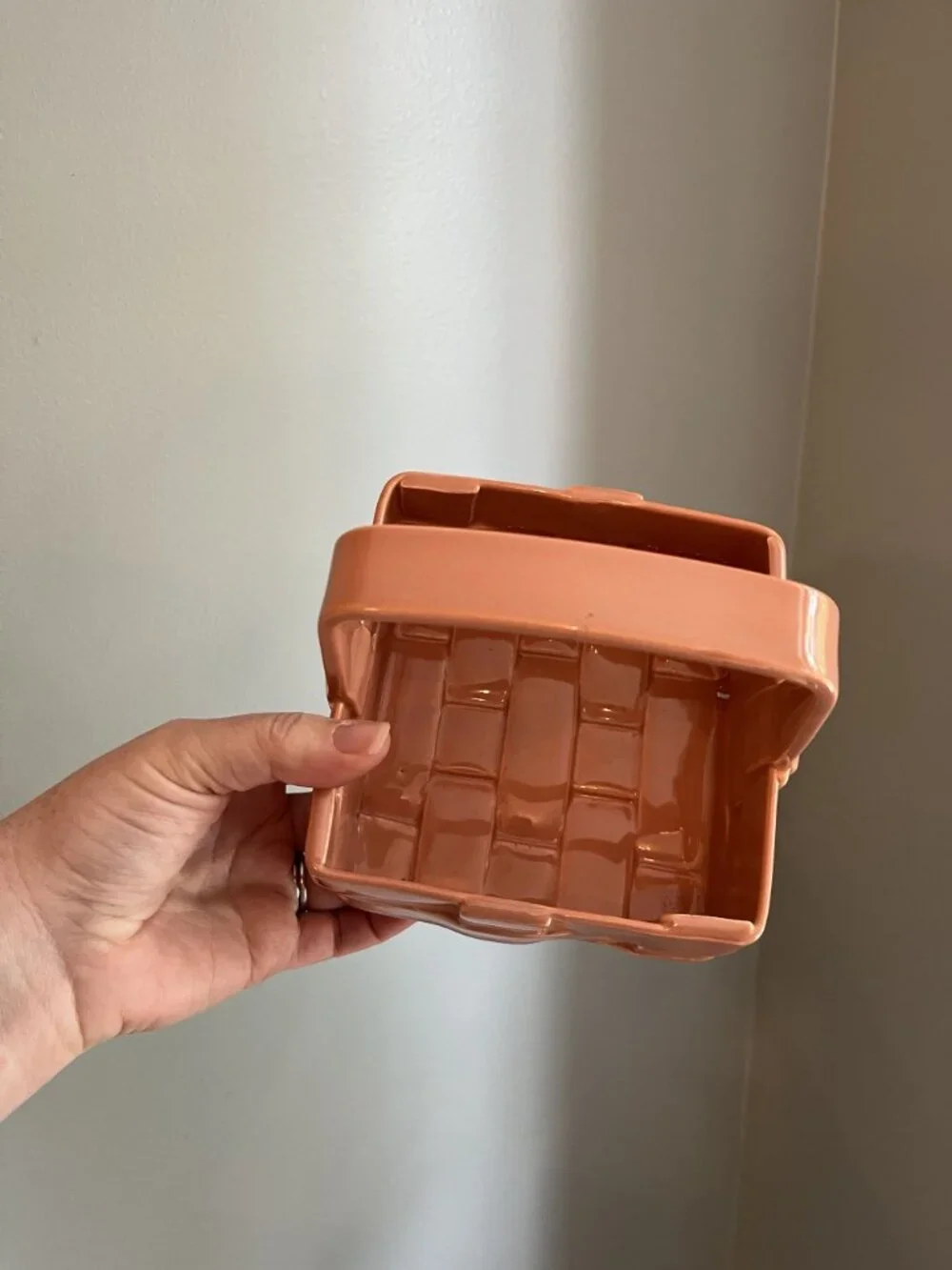 Vintage Ceramic Basket Planter Glossy Peach Finish With Woven Pattern